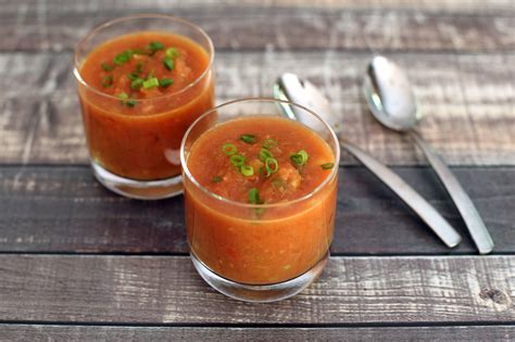   Gazpacho - En uppfriskande och aromatisk kylning för den spanska sommaren!