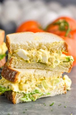 How Much Protein in Egg Salad Sandwich: A Culinary Conundrum and Its Philosophical Implications